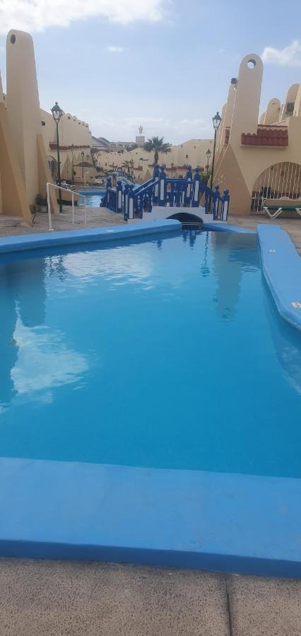 אדחה Mareverde Vista Mare Con Tres Piscinas מראה חיצוני תמונה