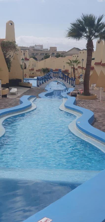 אדחה Mareverde Vista Mare Con Tres Piscinas מראה חיצוני תמונה